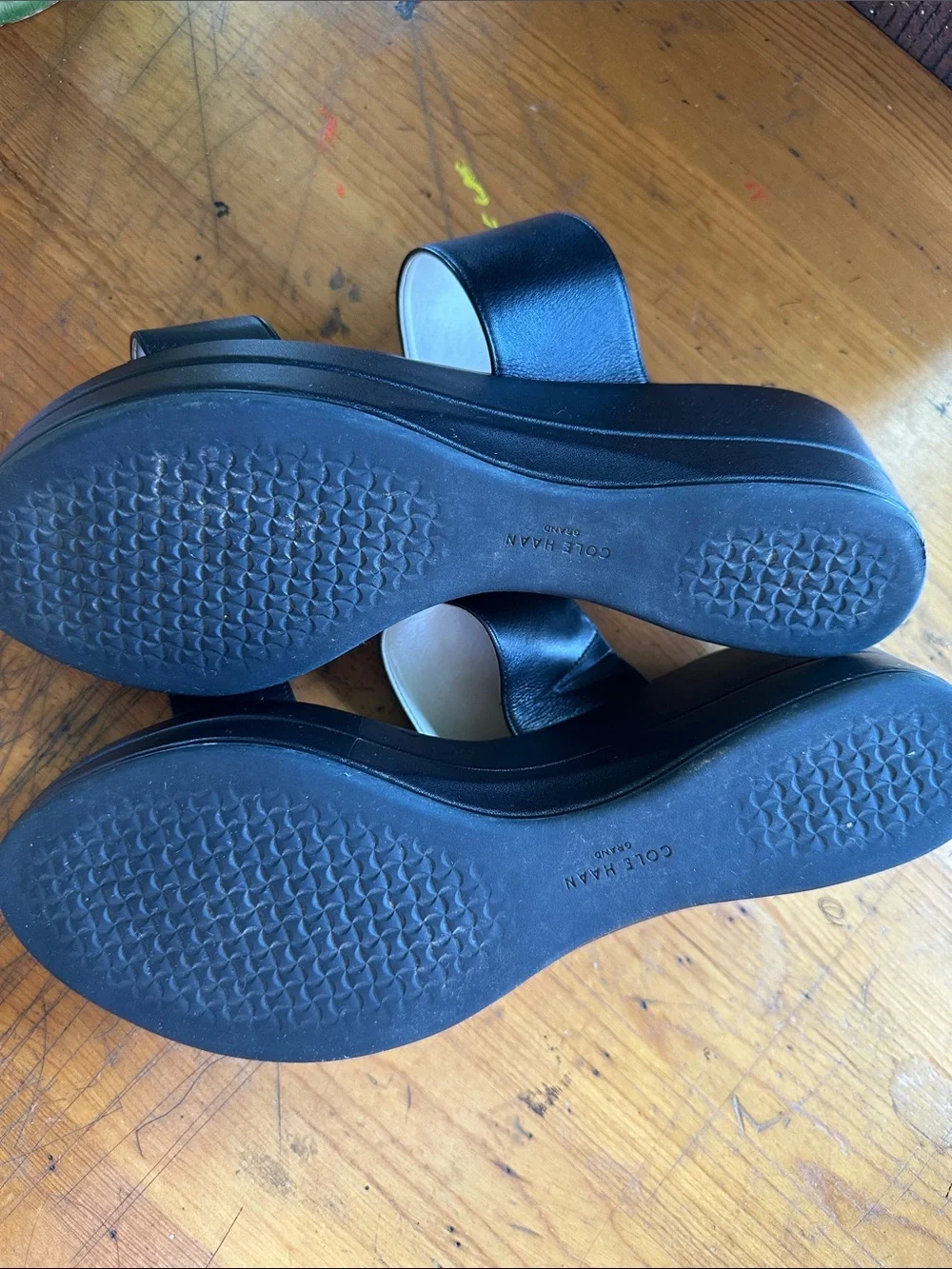 Cole Haan Grand Ambition smooth black leather platform slide/sandal. Size 10 - Picture 10 of 11
